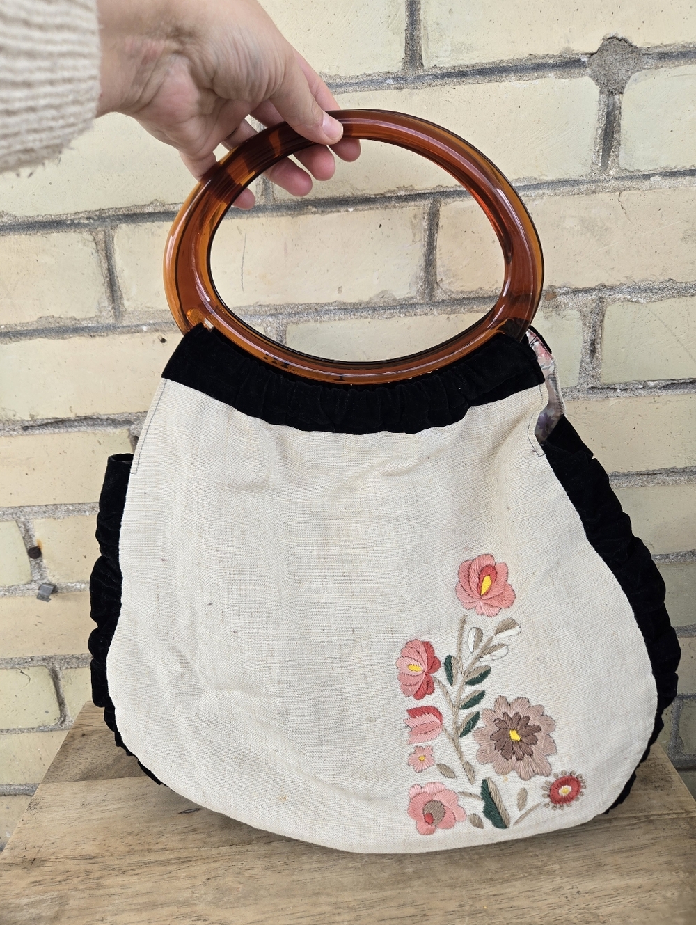 Vintage Embroided Handbag - Picture 8 of 15